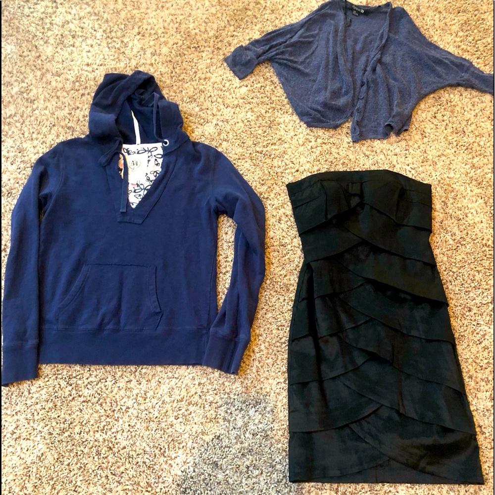 BUNDLE SPECIAL!!  (3) Pieces!  size small